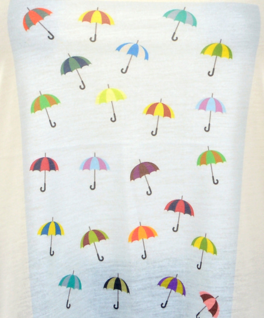 Bővülő szabású női pamut trikó, esernyő mintával.