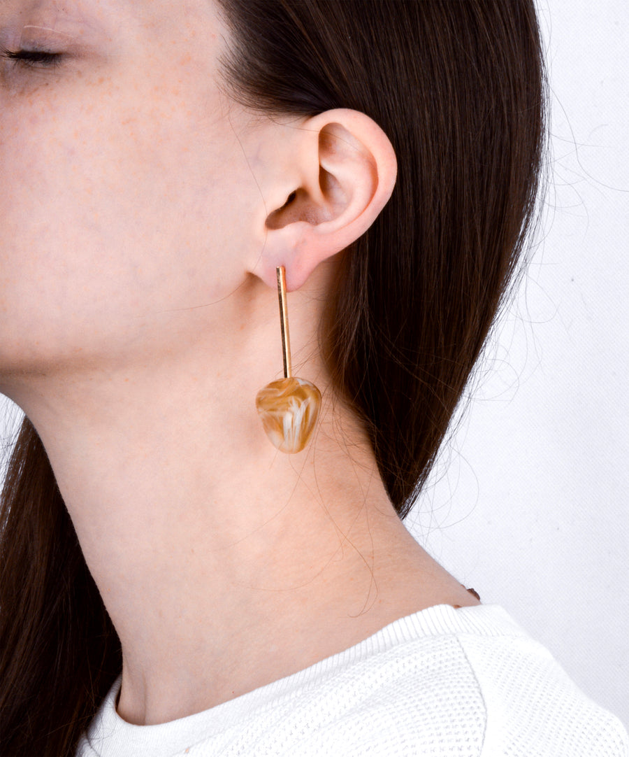 Resin earrings - Brown