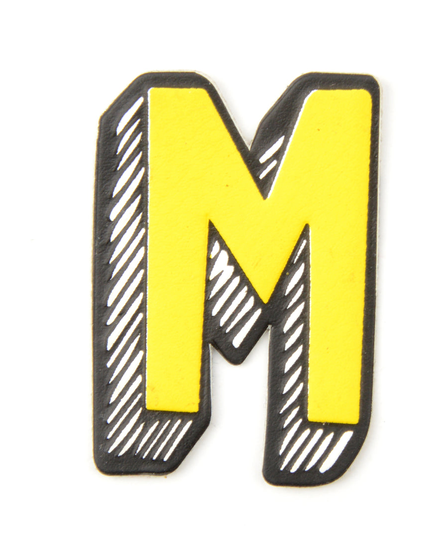 M betű alakú matrica