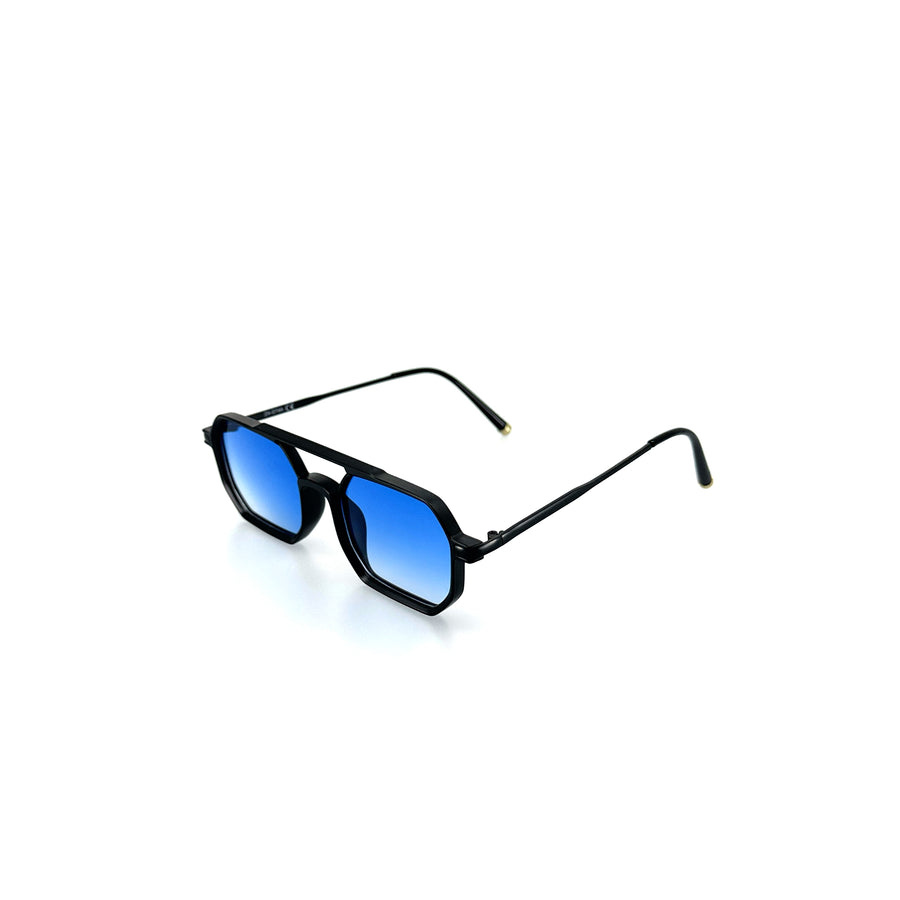 Szögletes, hidas műanyagkeretű, kék lencsés napszemüveg.