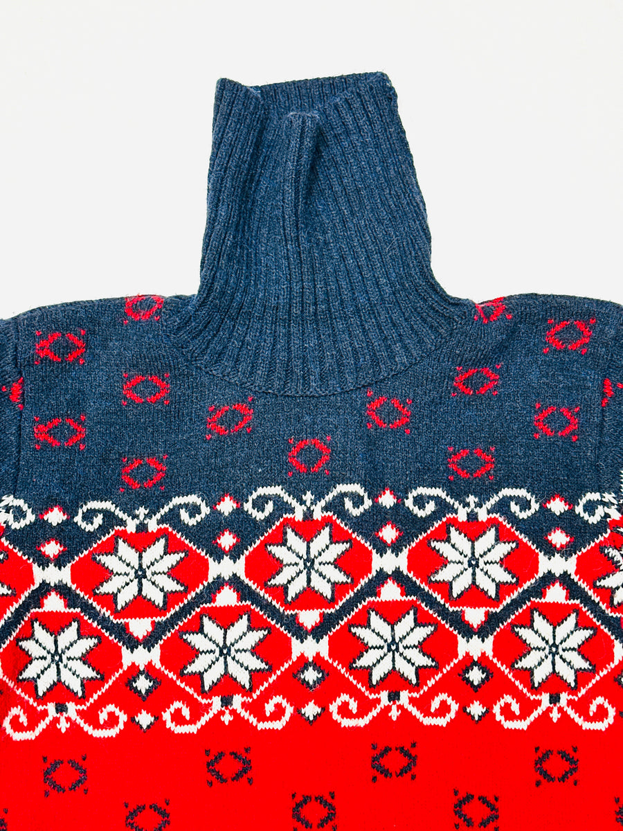 Ez a pulóver, egy használt darab a Szputnyik Shop gondosan válogatott vintage kollekciójából, amely már őrzi a karácsony varázslatos hangulatát. Ajándékozd meg a bolygót azzal, hogy idén egy preloved darabot vásárolsz!