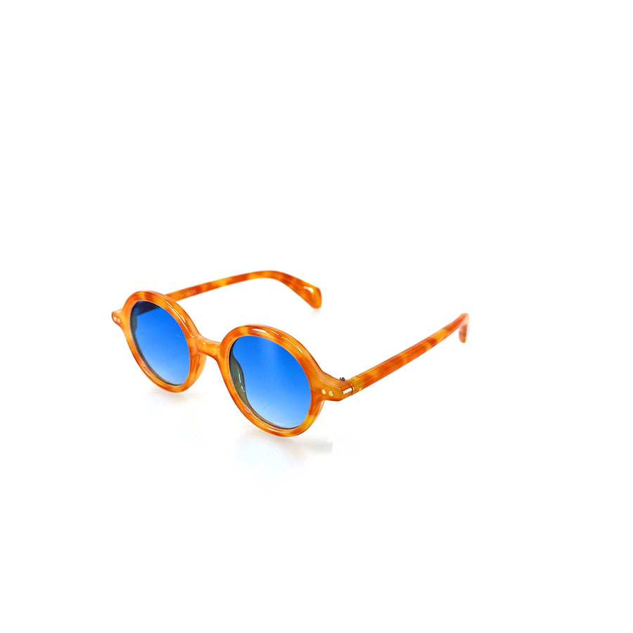 Kerek, narancssárga színű, műanyag keretes napszemüveg.