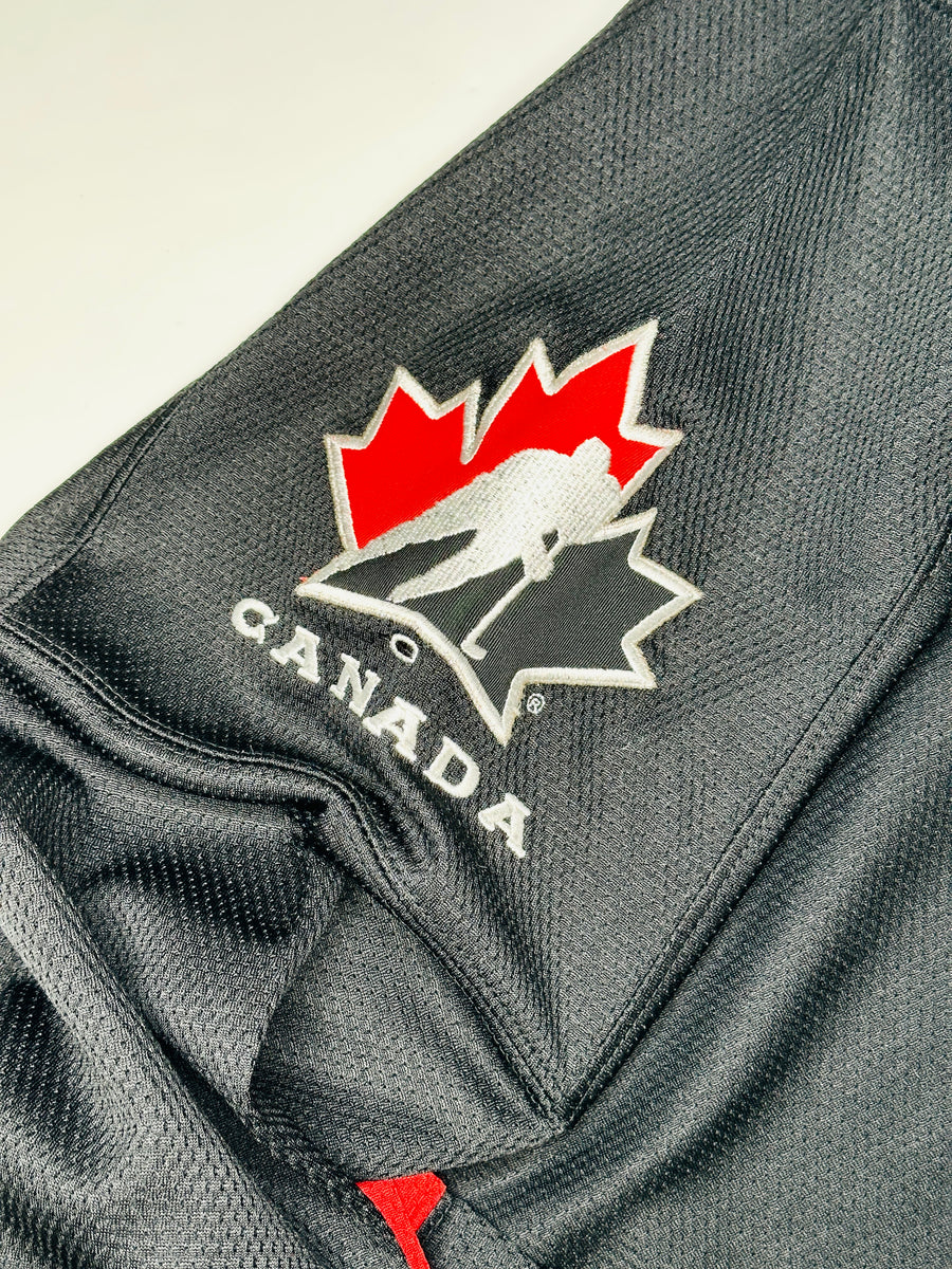 Vintage sports jersey - Canada