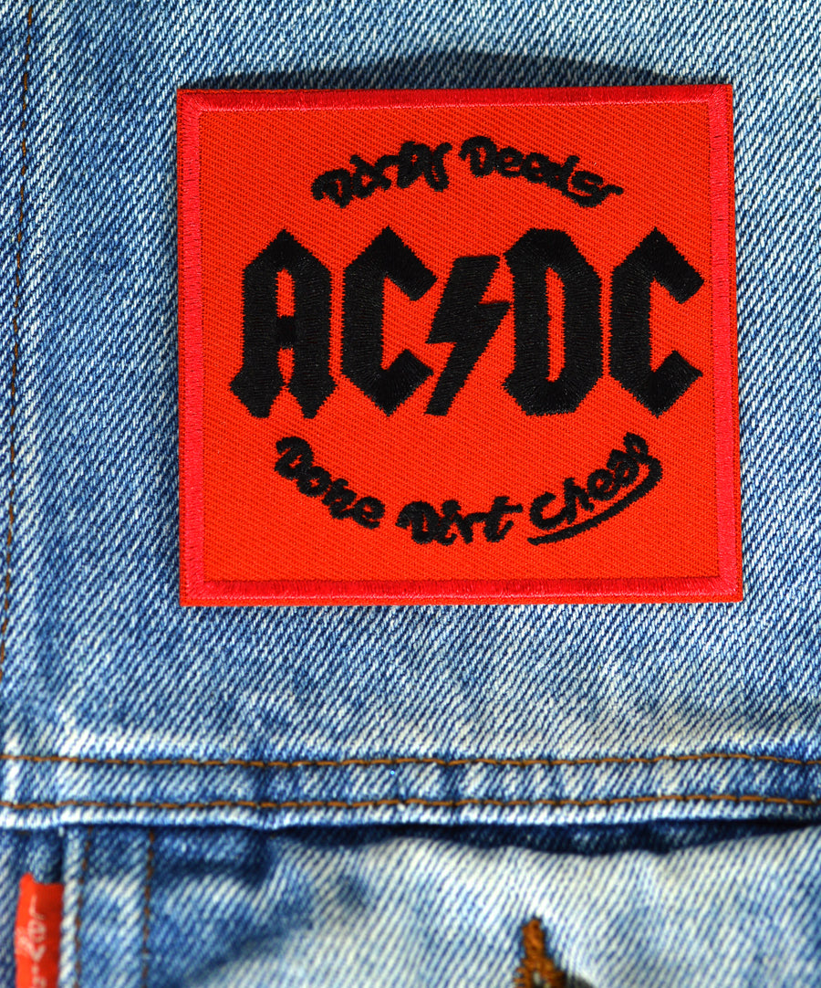 Felvarró - AC/DC | Dirty Deeds