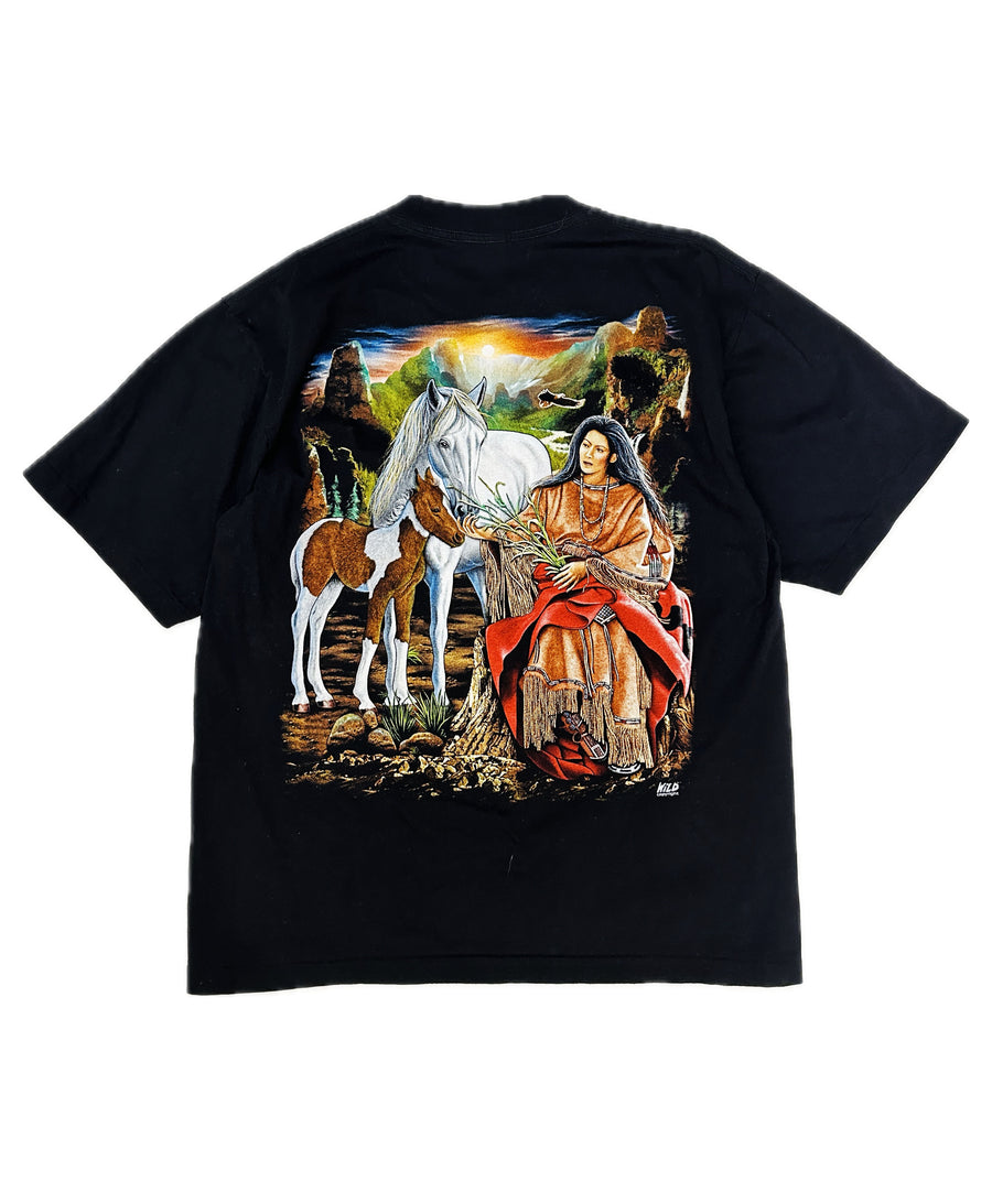 Vintage t-shirt - Indian woman feeding her colt