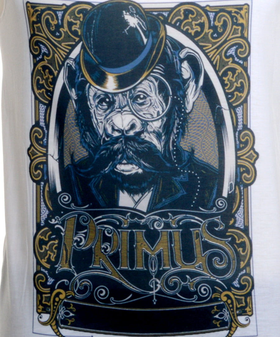 Egyenes fazonú, unisex trikó Primus mintával.