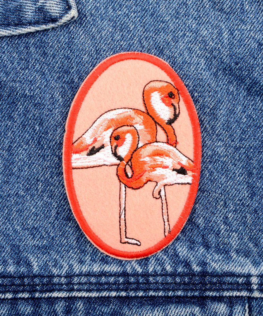 Flamingó mintás hímzett felvarró