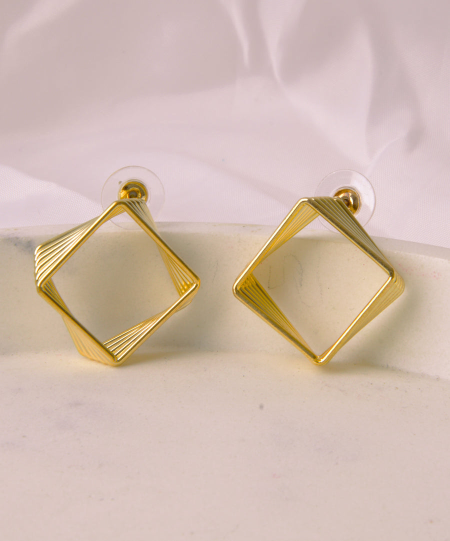 Earrings - Gold squares