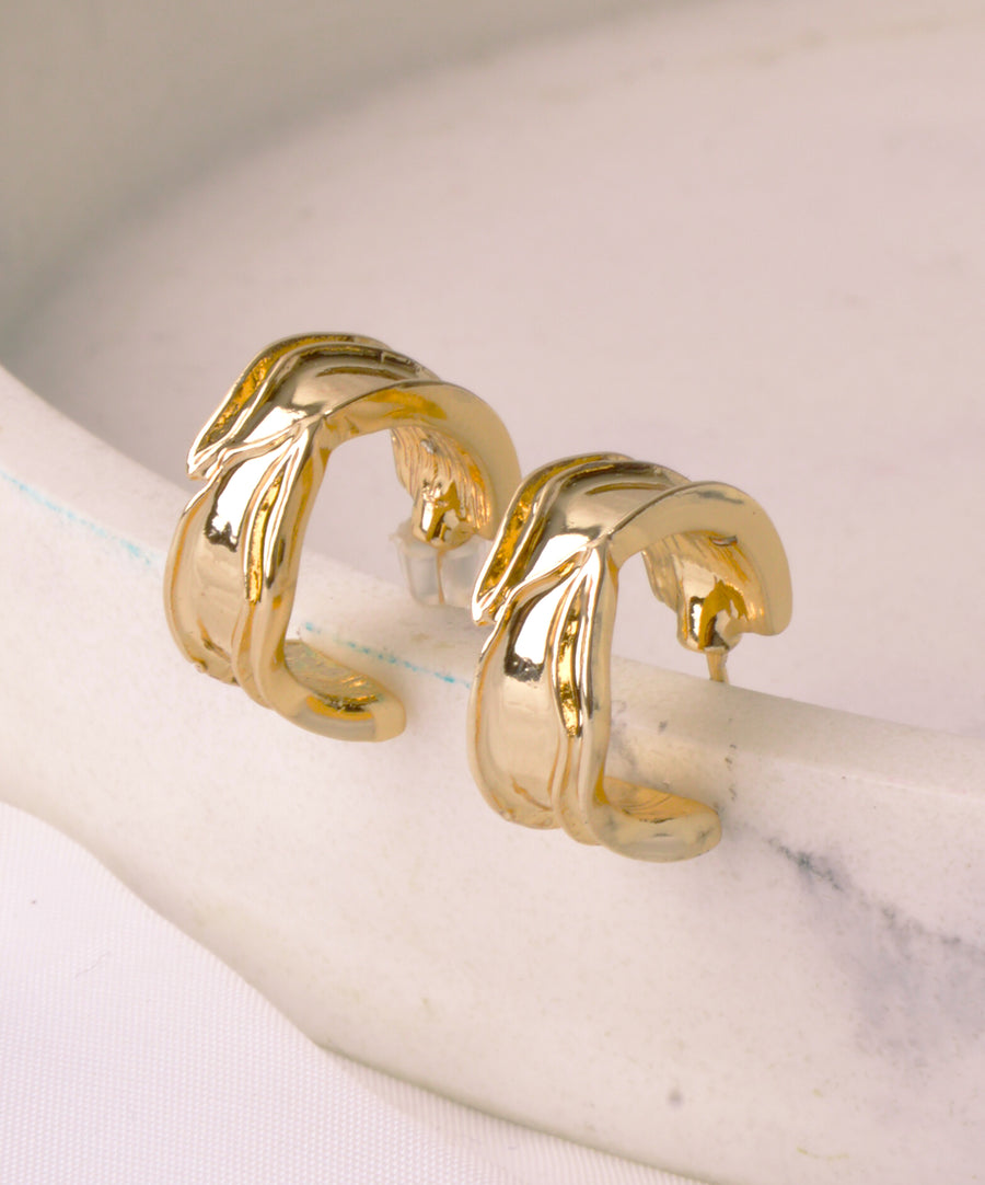 Earrings - Moon | Gold ribbed