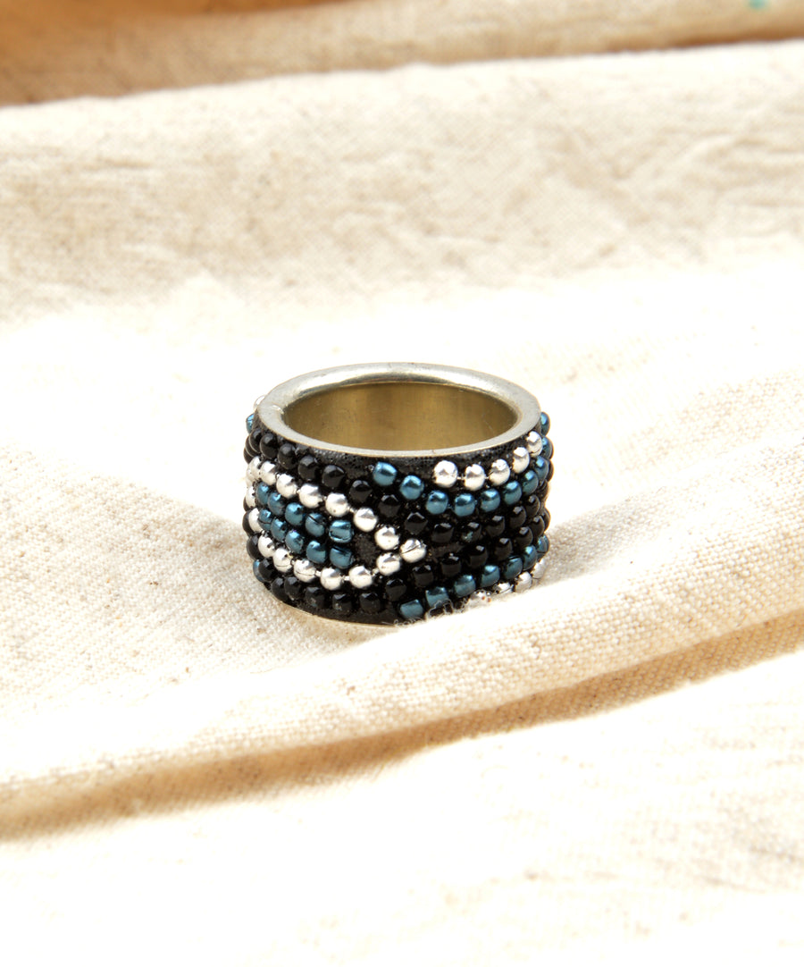 Gyűrű | Fekete-kék gyöngyös