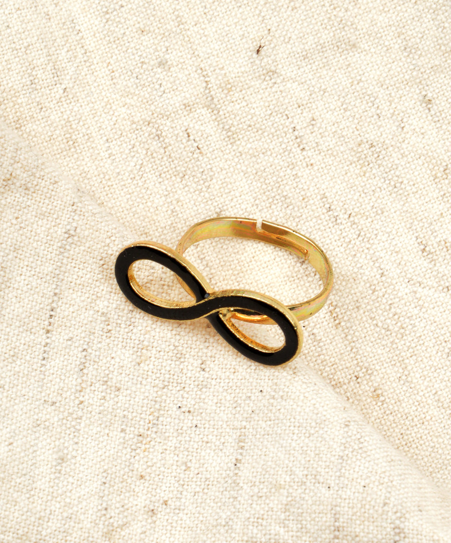 Ring - Little black infinity
