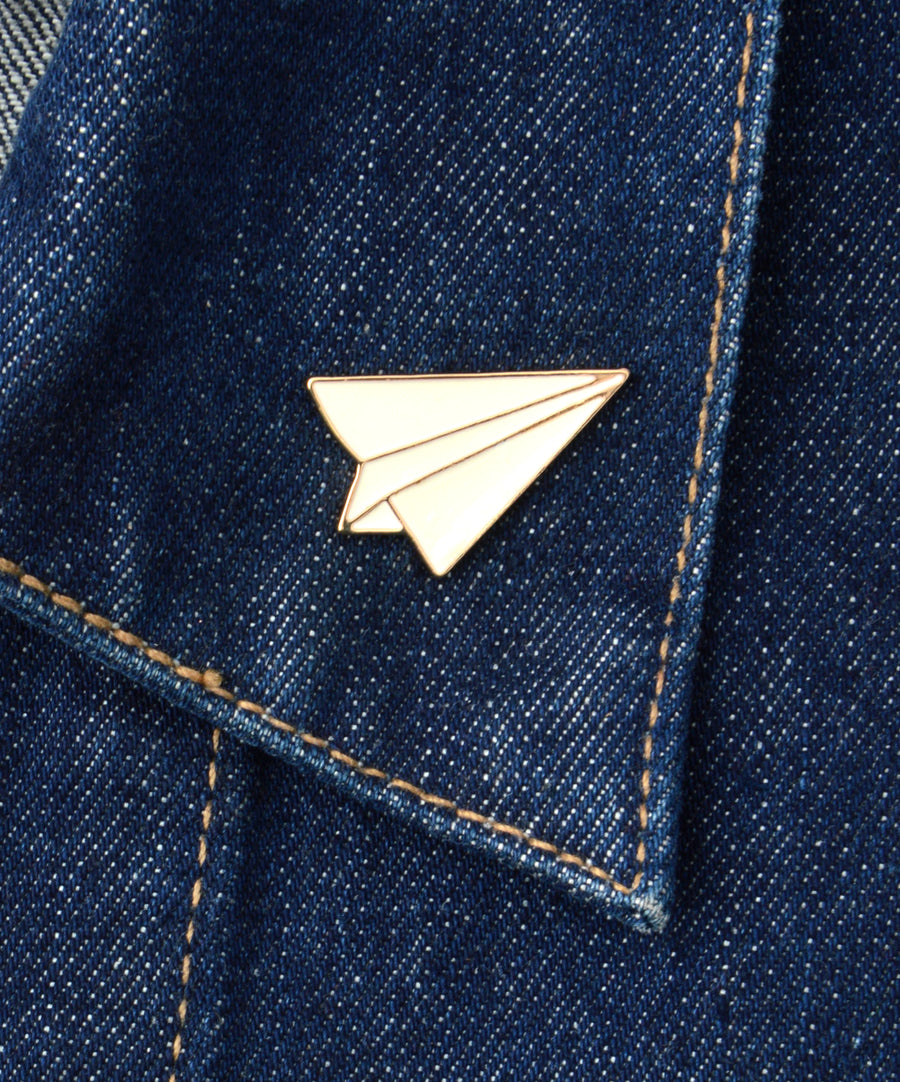 Pin - Paper plane