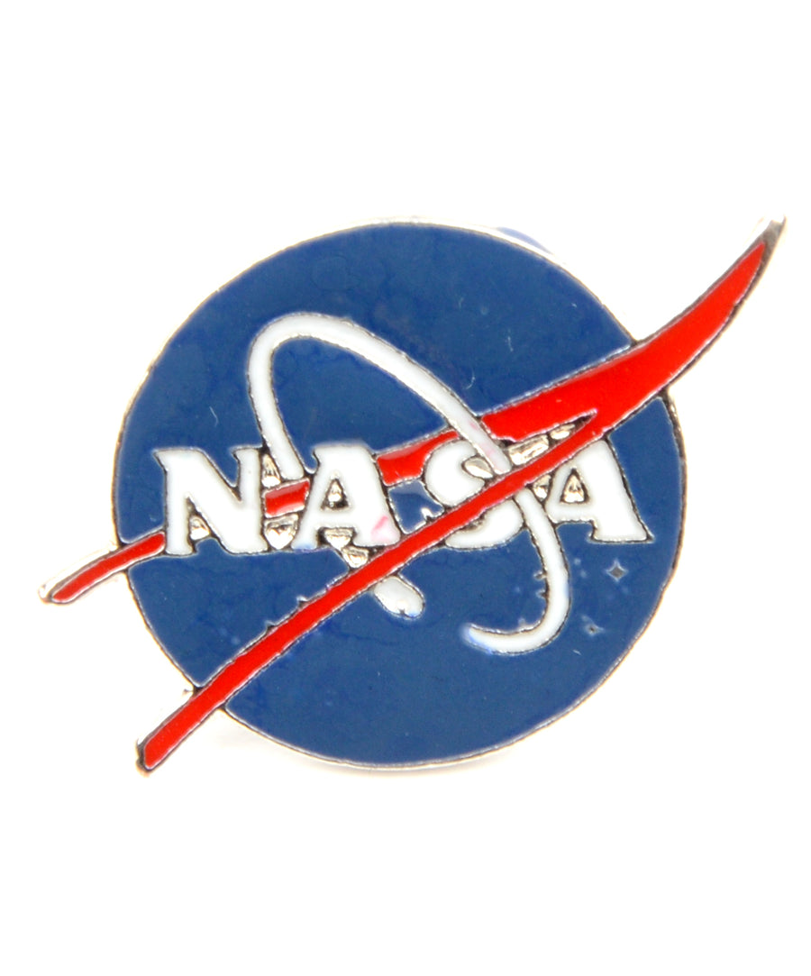 Nasa logó formájú, pin jellegű kitűző.